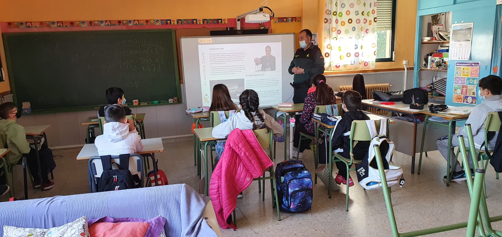 Charla uso internet